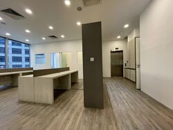 Robinson Square (D1), Office #389604041
